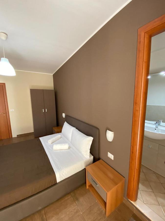 Nick & Santo'S Holiday Homes B&B จีอาร์ดีนี นักซอส ภายนอก รูปภาพ